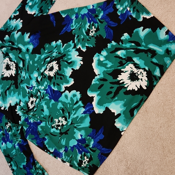 Jules&Leopold round neckline 3/4 sleeve acemtrical hem lightweight top 2X W-546 - Picture 3 of 7